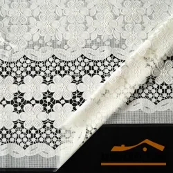 Клеенка столовая виниловая ЭЛЕГИЯ 1,35х22м 003-white